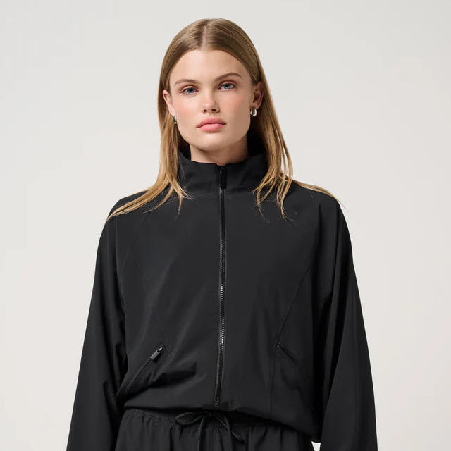 TravisMathew Women’s Breezeblend Jacket